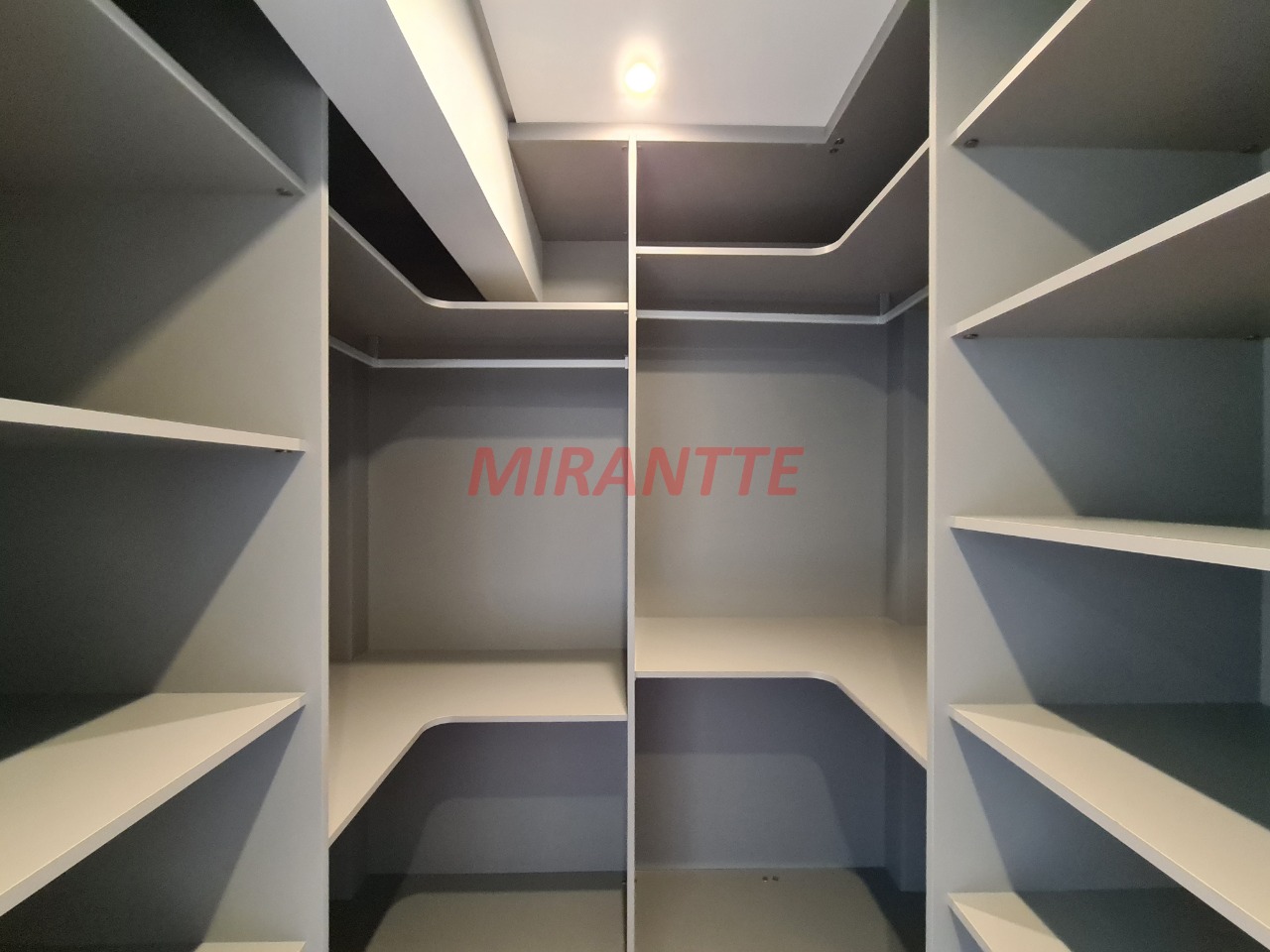 Apartamento de 192m² com 3 quartos em Campo Belo