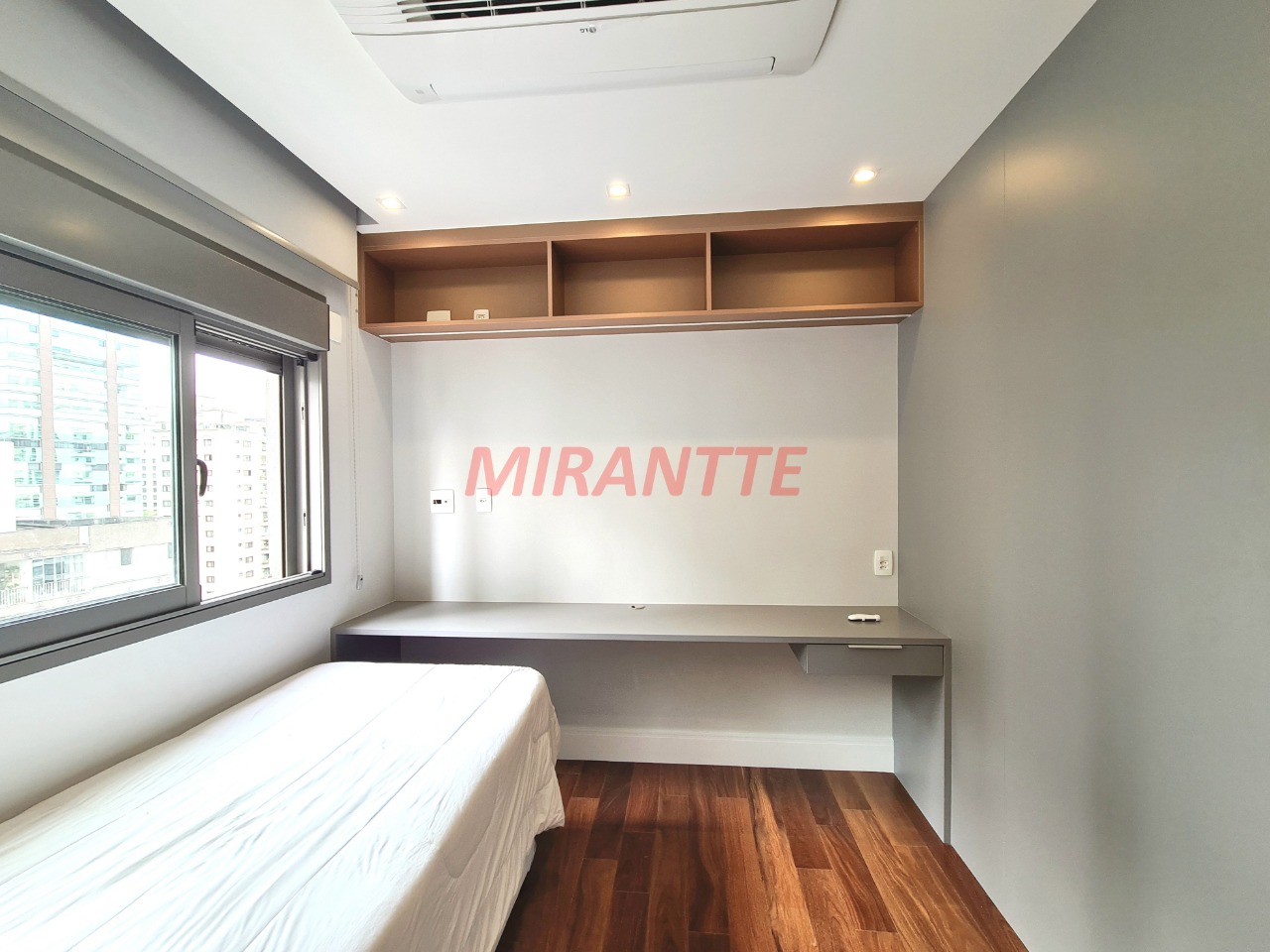 Apartamento de 192m² com 3 quartos em Campo Belo