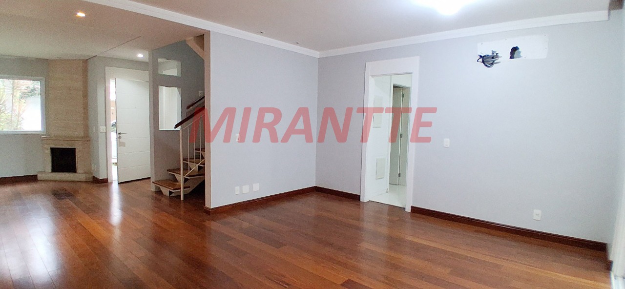 Cond. fechado de 198m² com 3 quartos em Tucuruvi