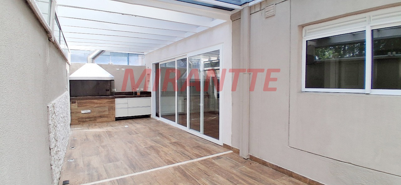 Cond. fechado de 198m² com 3 quartos em Tucuruvi