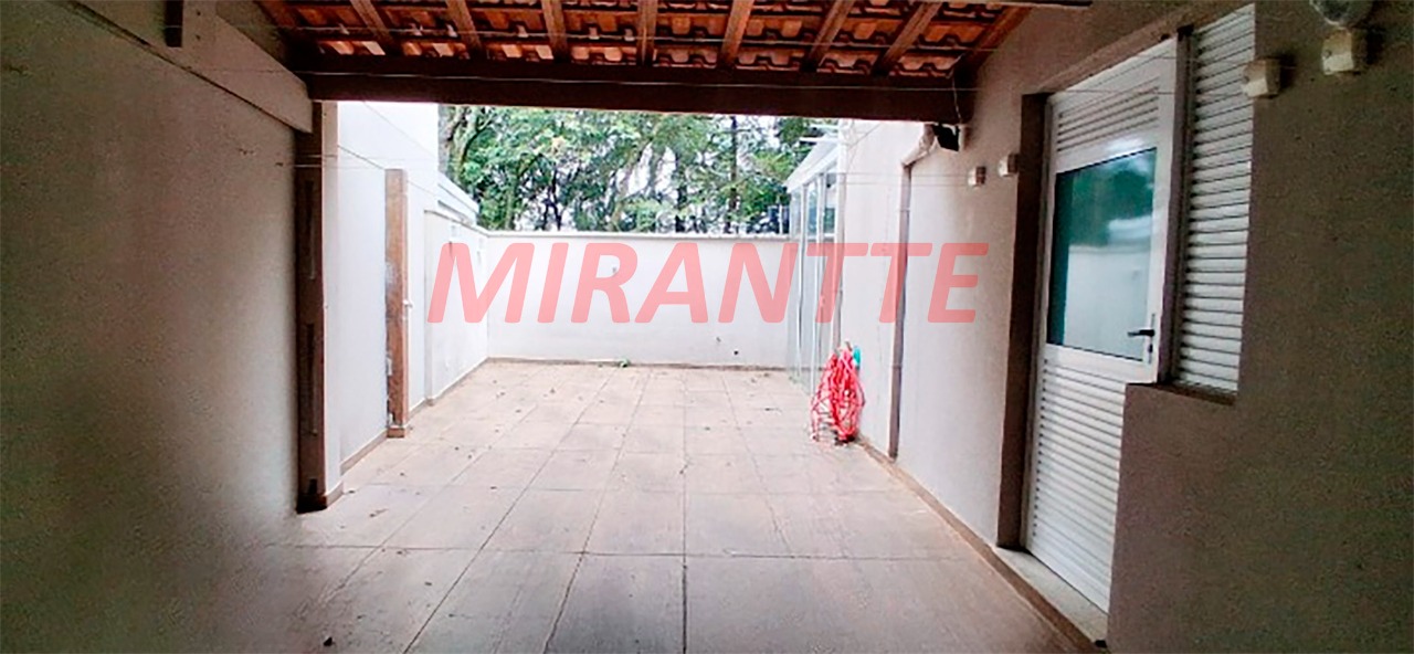 Cond. fechado de 198m² com 3 quartos em Tucuruvi