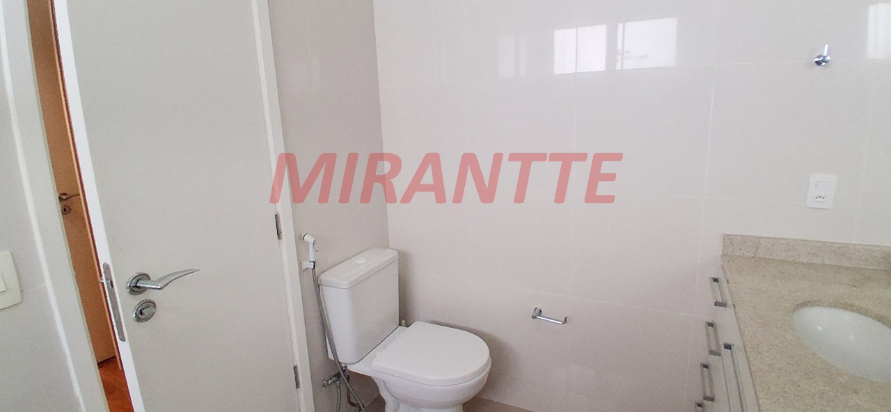 Cond. fechado de 198m² com 3 quartos em Tucuruvi