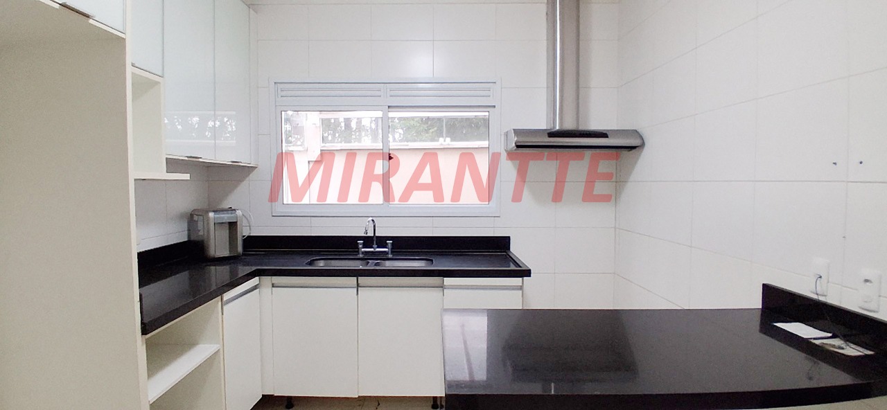 Cond. fechado de 198m² com 3 quartos em Tucuruvi