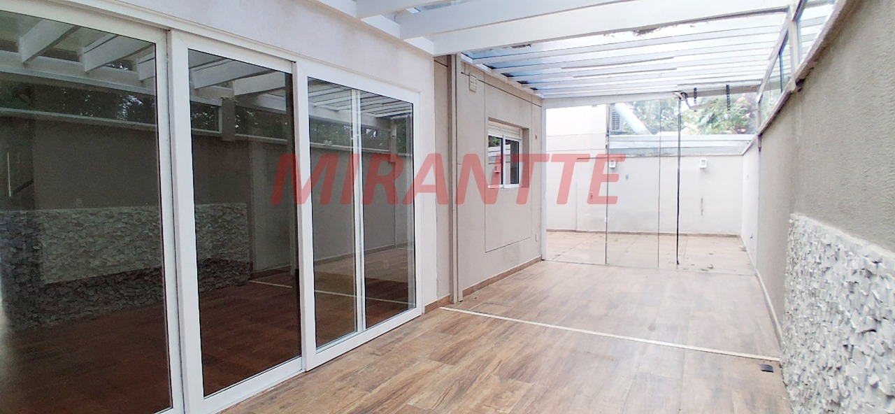 Cond. fechado de 198m² com 3 quartos em Tucuruvi