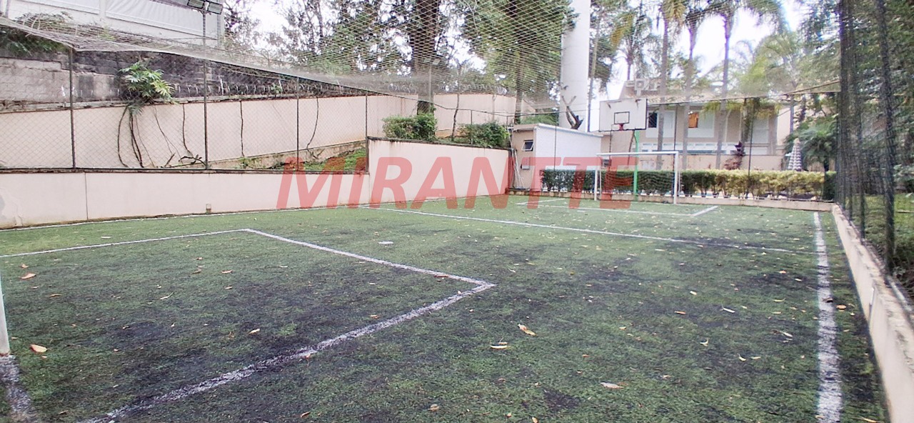 Cond. fechado de 198m² com 3 quartos em Tucuruvi