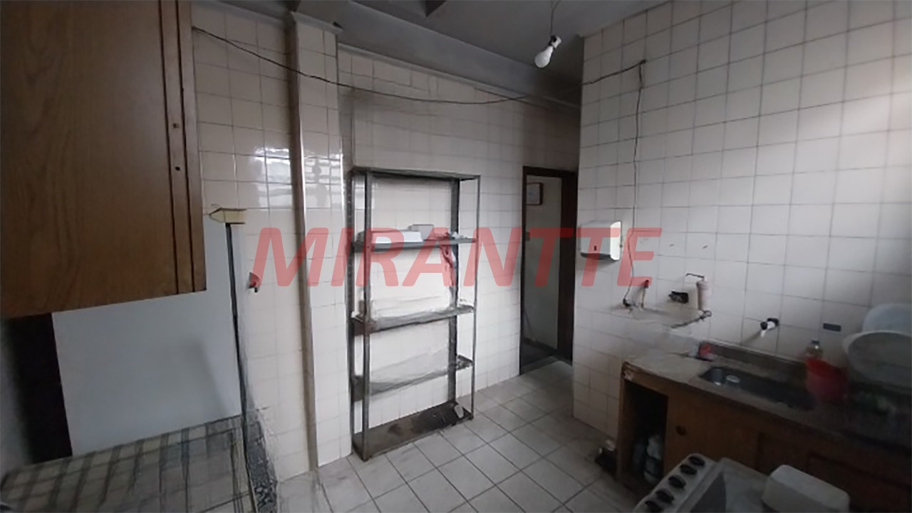 Comercial de 154m² em Santana