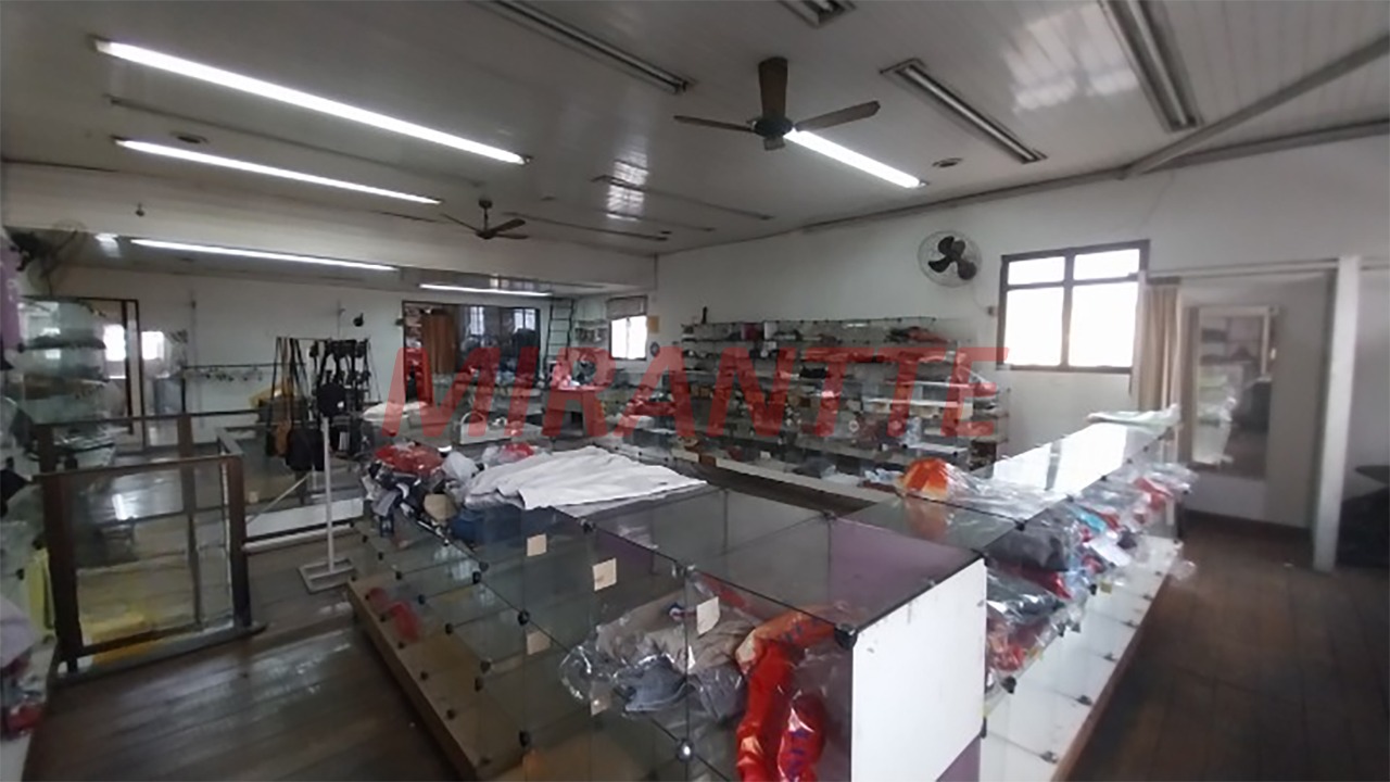 Comercial de 154m² em Santana