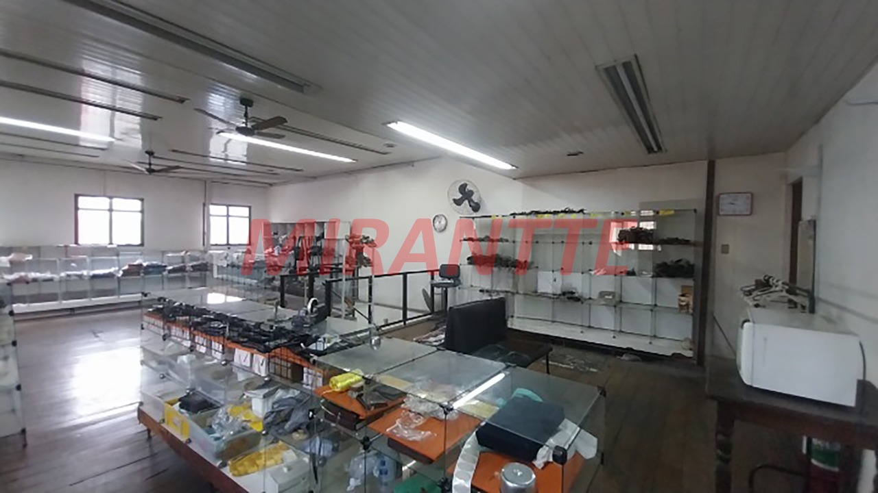 Comercial de 154m² em Santana