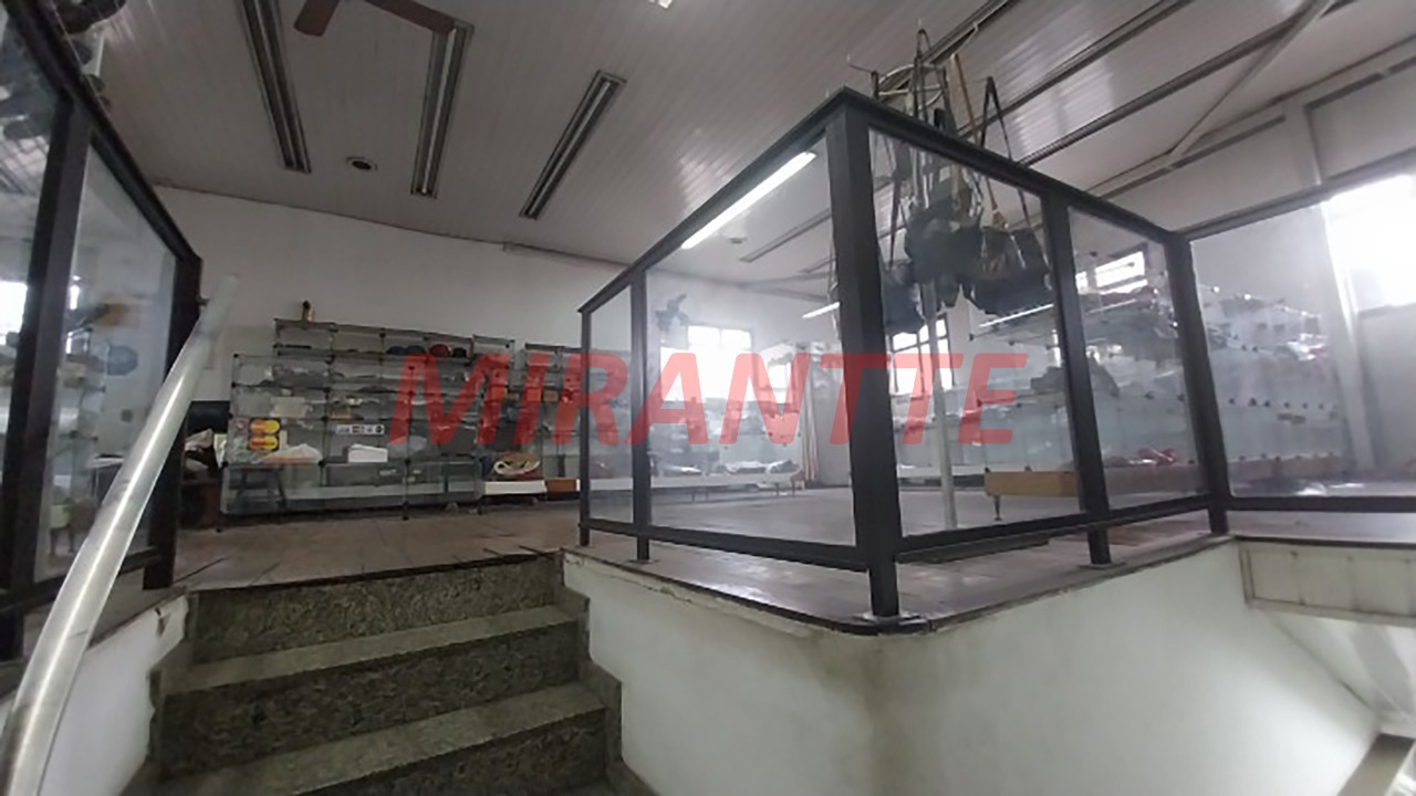 Comercial de 154m² em Santana