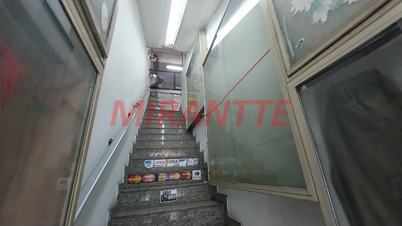 Comercial de 154m² em Santana