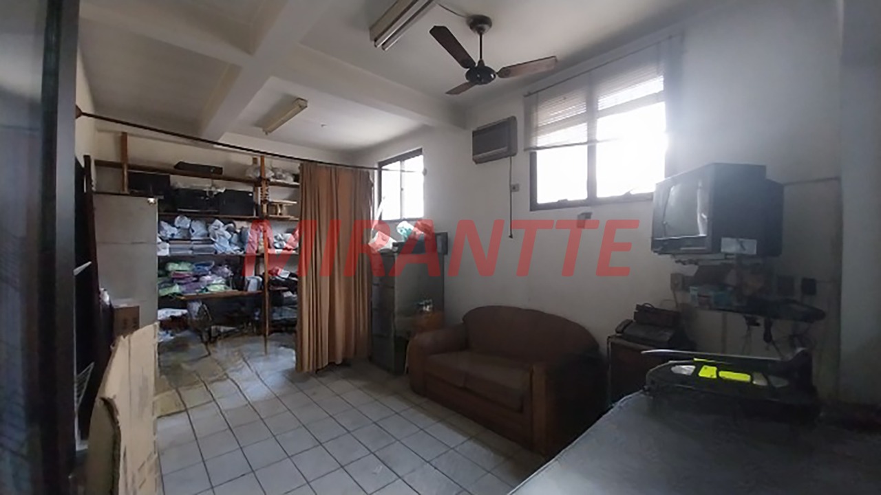 Comercial de 154m² em Santana