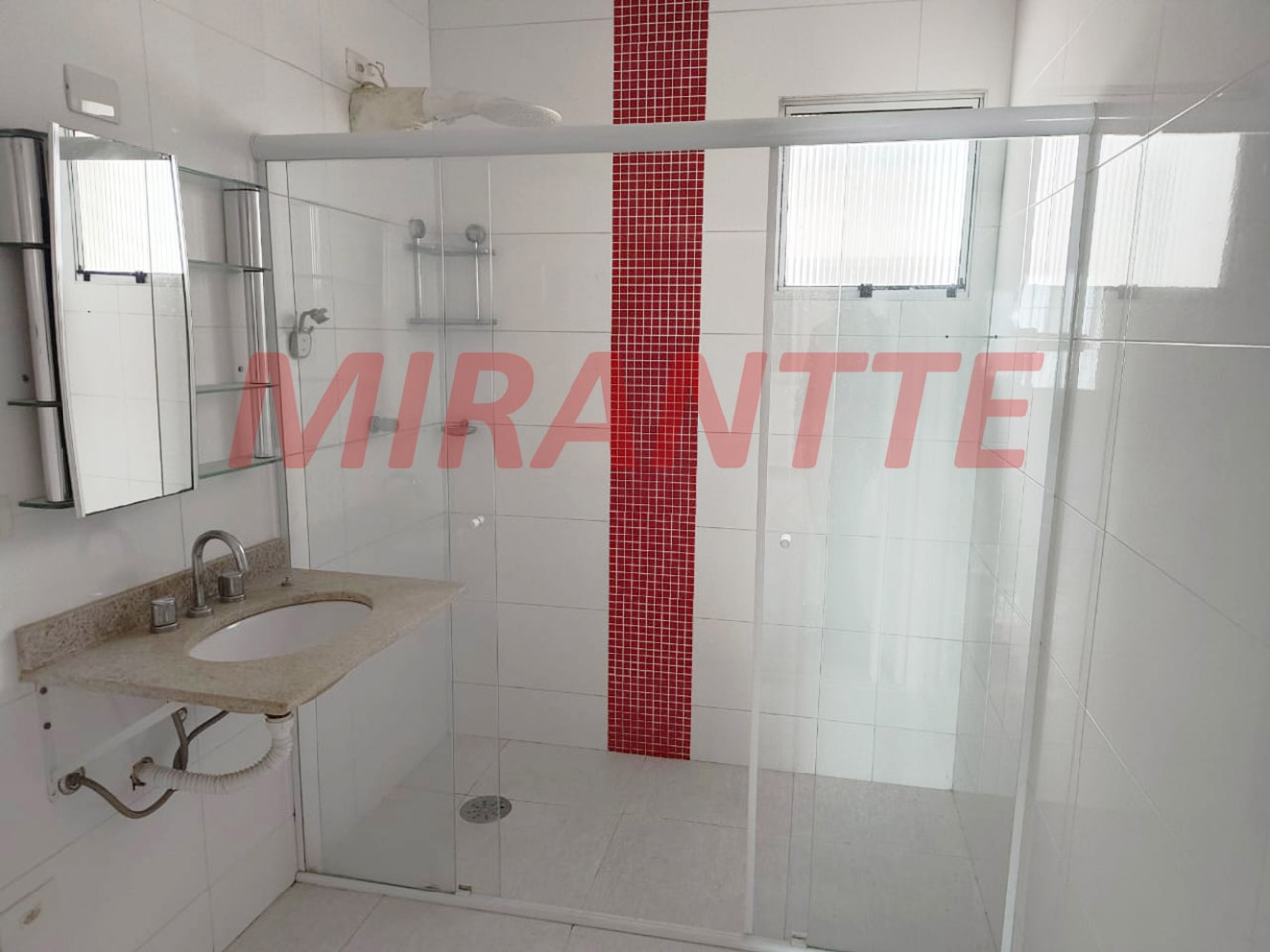 Sobrado de 171m² com 3 quartos em Vila Maria Alta
