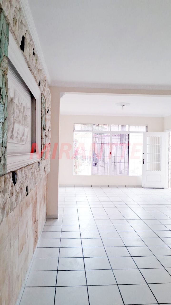 Sobrado de 197m² com 4 quartos em Parada Inglesa