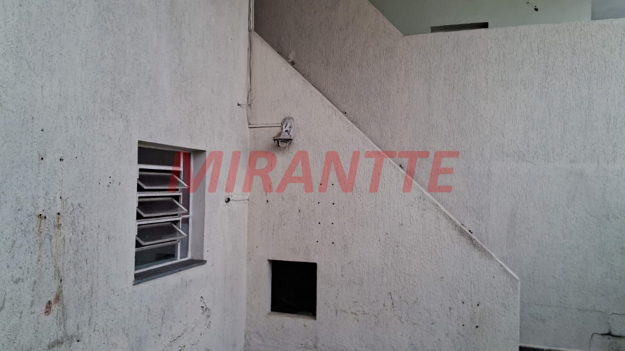 Sobrado de 197m² com 4 quartos em Parada Inglesa