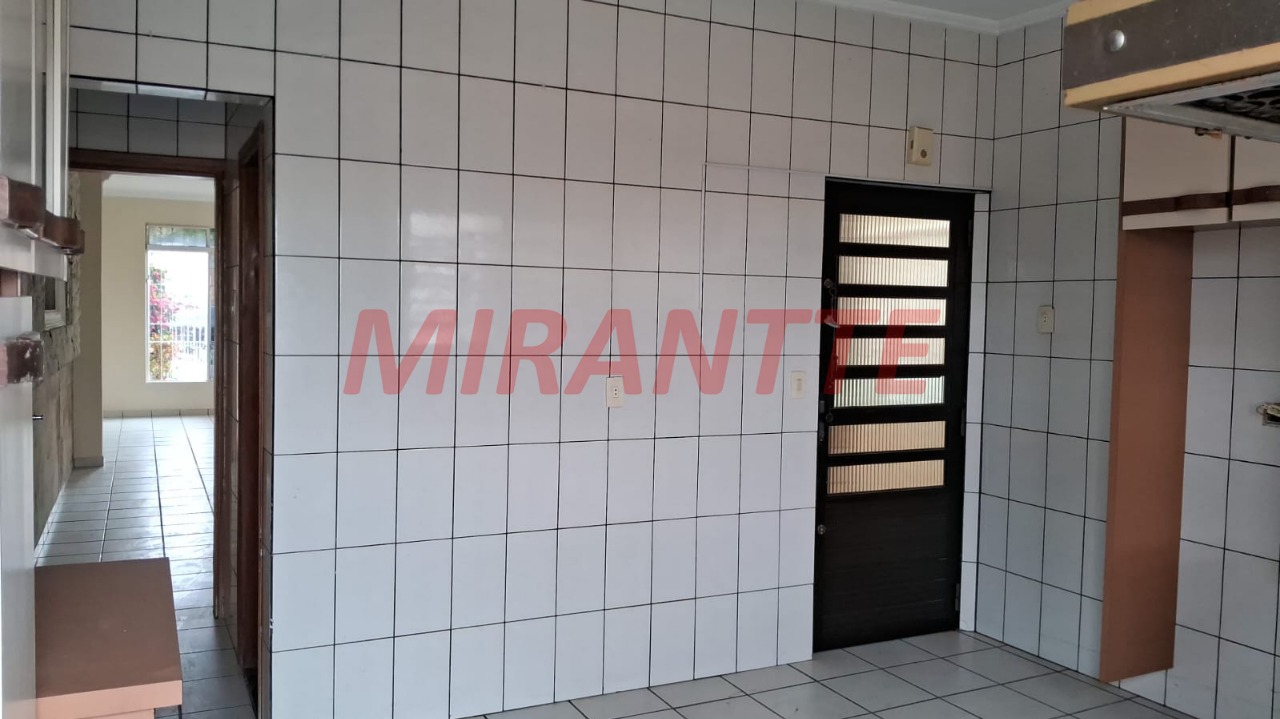 Sobrado de 197m² com 4 quartos em Parada Inglesa