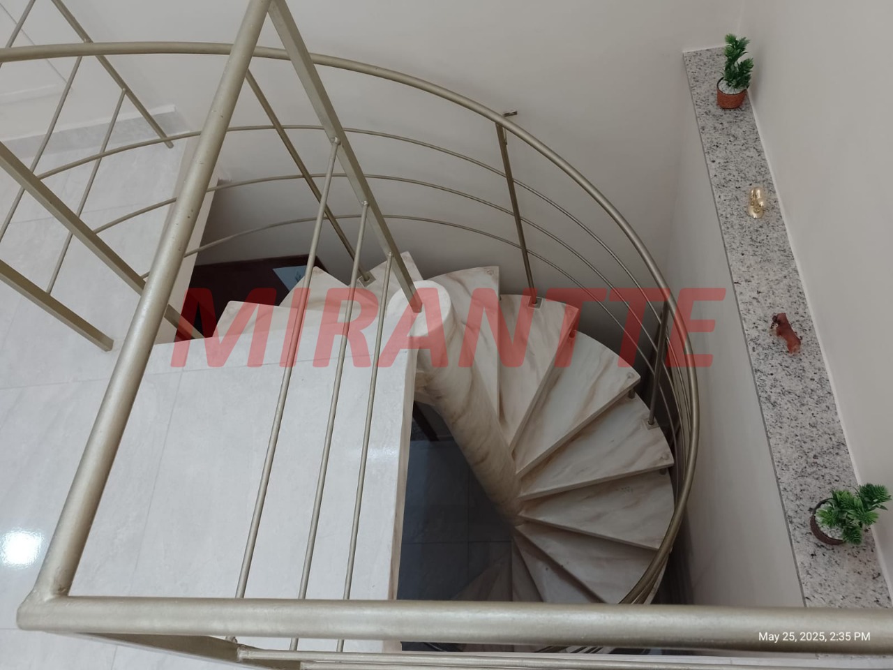 Sobrado de 250m² com 3 quartos em Vila Rosália