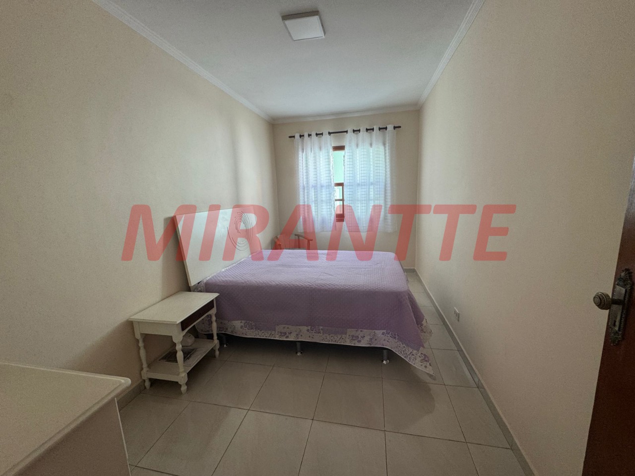 Sobrado de 250m² com 3 quartos em Vila Rosália