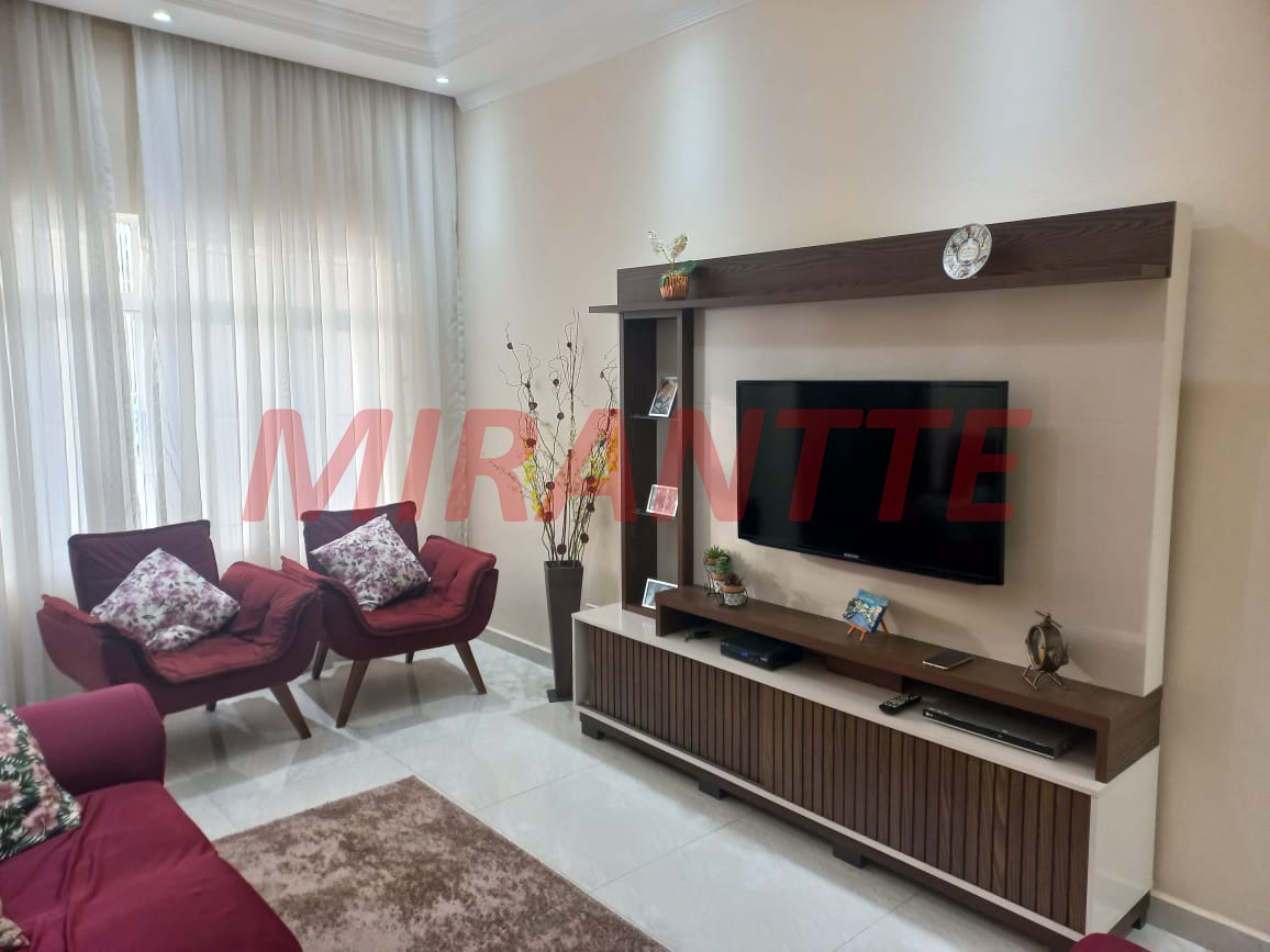 Sobrado de 250m² com 3 quartos em Vila Rosália