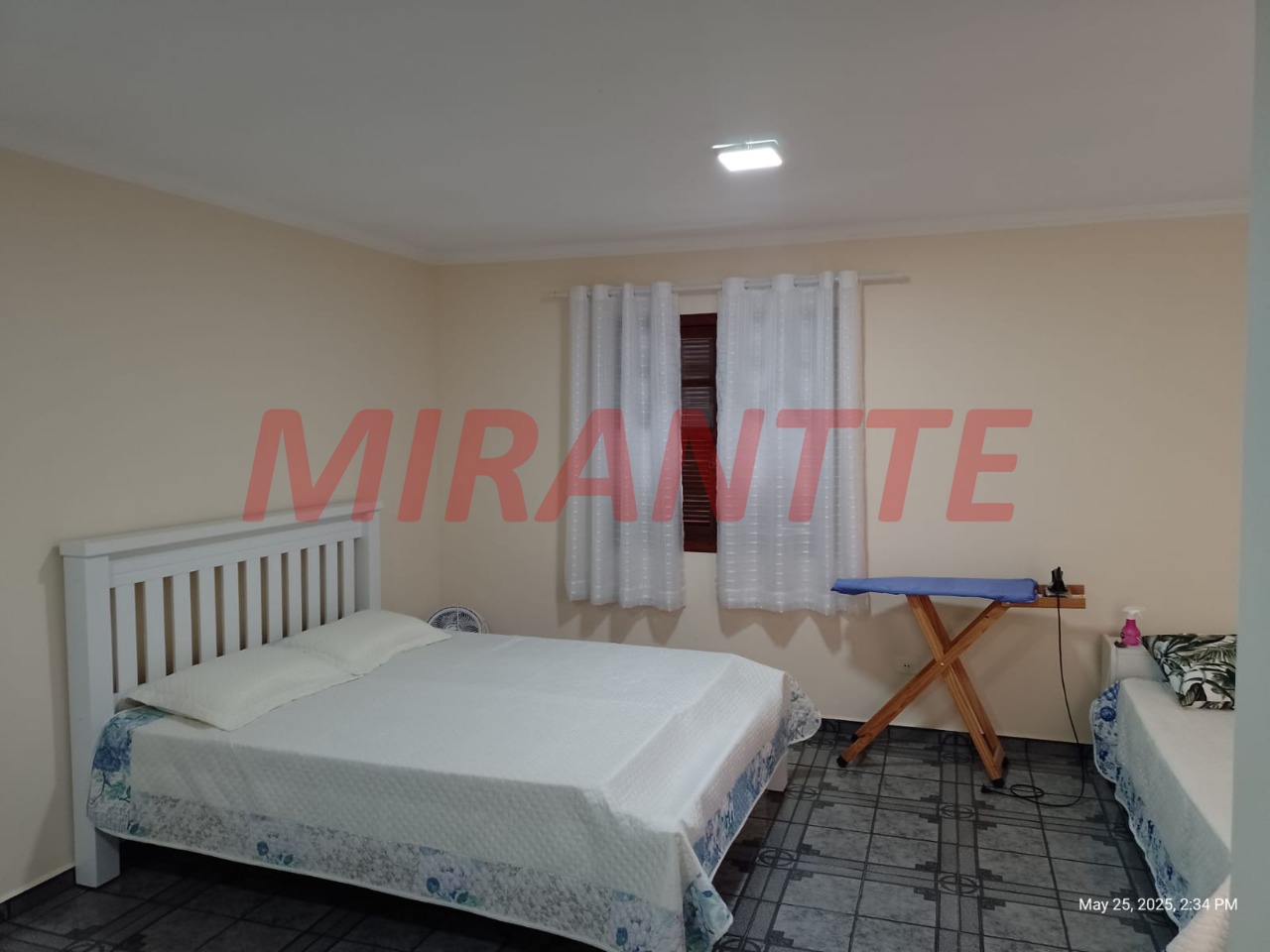 Sobrado de 250m² com 3 quartos em Vila Rosália