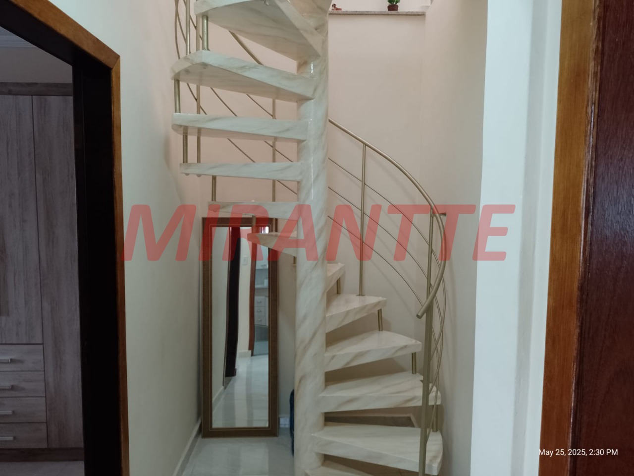 Sobrado de 250m² com 3 quartos em Vila Rosália