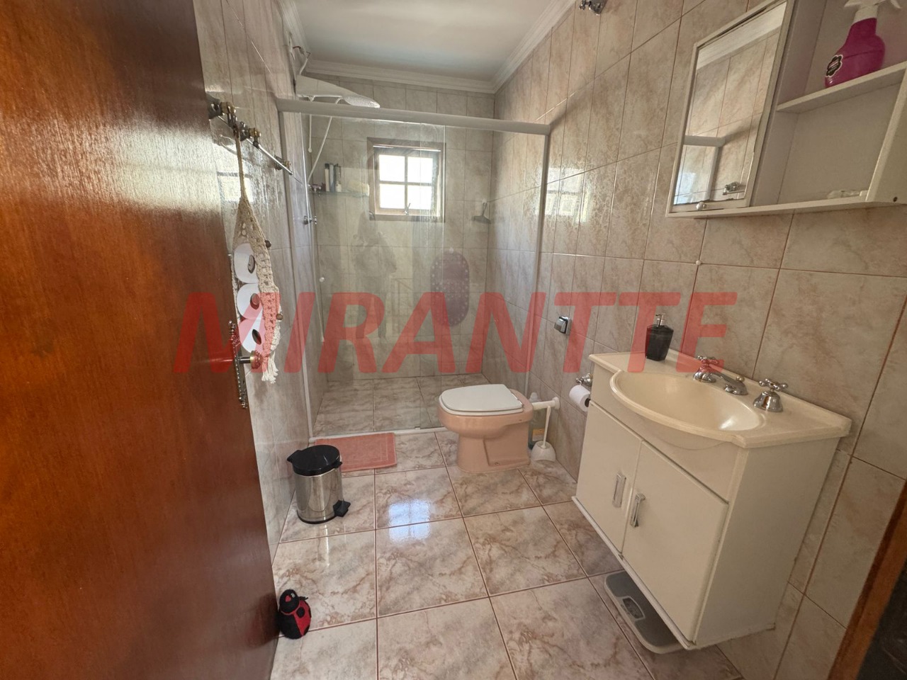 Sobrado de 250m² com 3 quartos em Vila Rosália