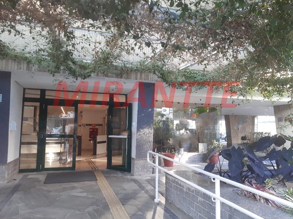 Comercial de 50m² em Santana