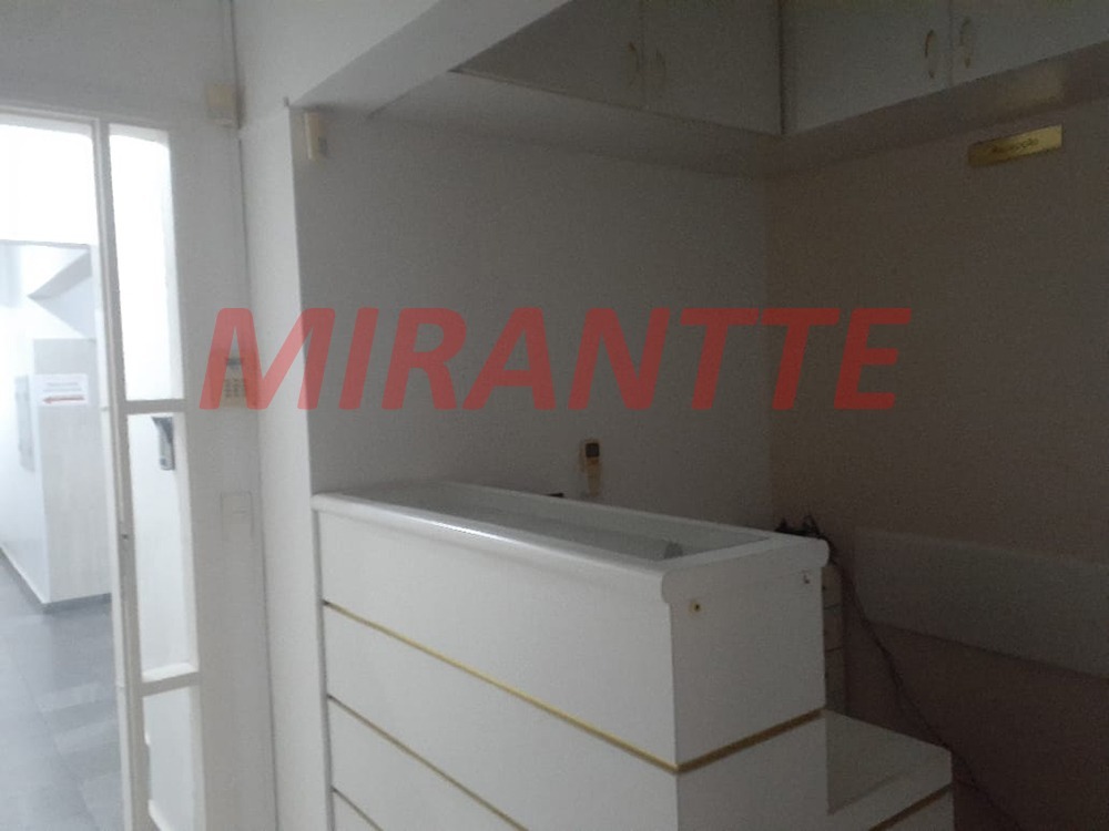 Comercial de 50m² em Santana