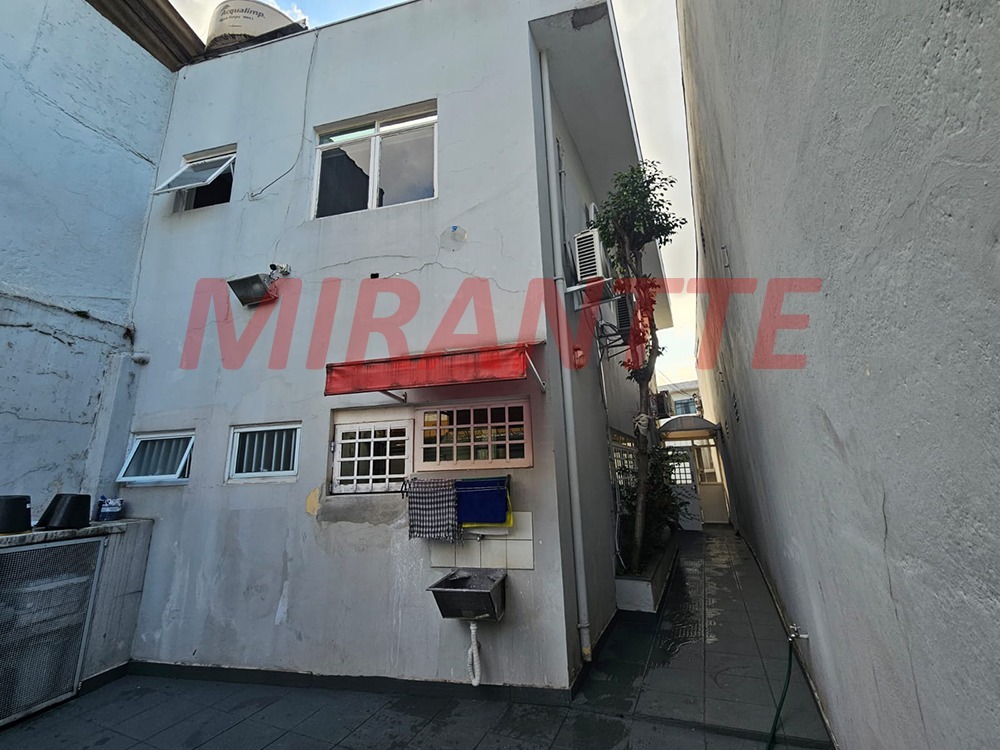 Comercial de 136m² em Santana