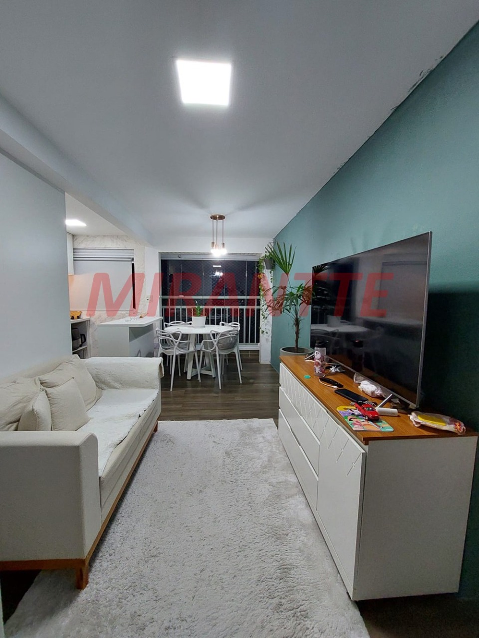 Apartamento de 55m² com 2 quartos em Vila Aurora (Zona Norte)