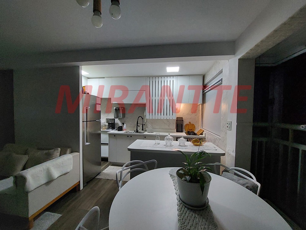 Apartamento de 55m² com 2 quartos em Vila Aurora (Zona Norte)