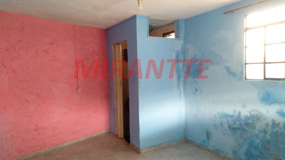 Casa terrea de 60m² com 1 quartos em Jardim Daysy