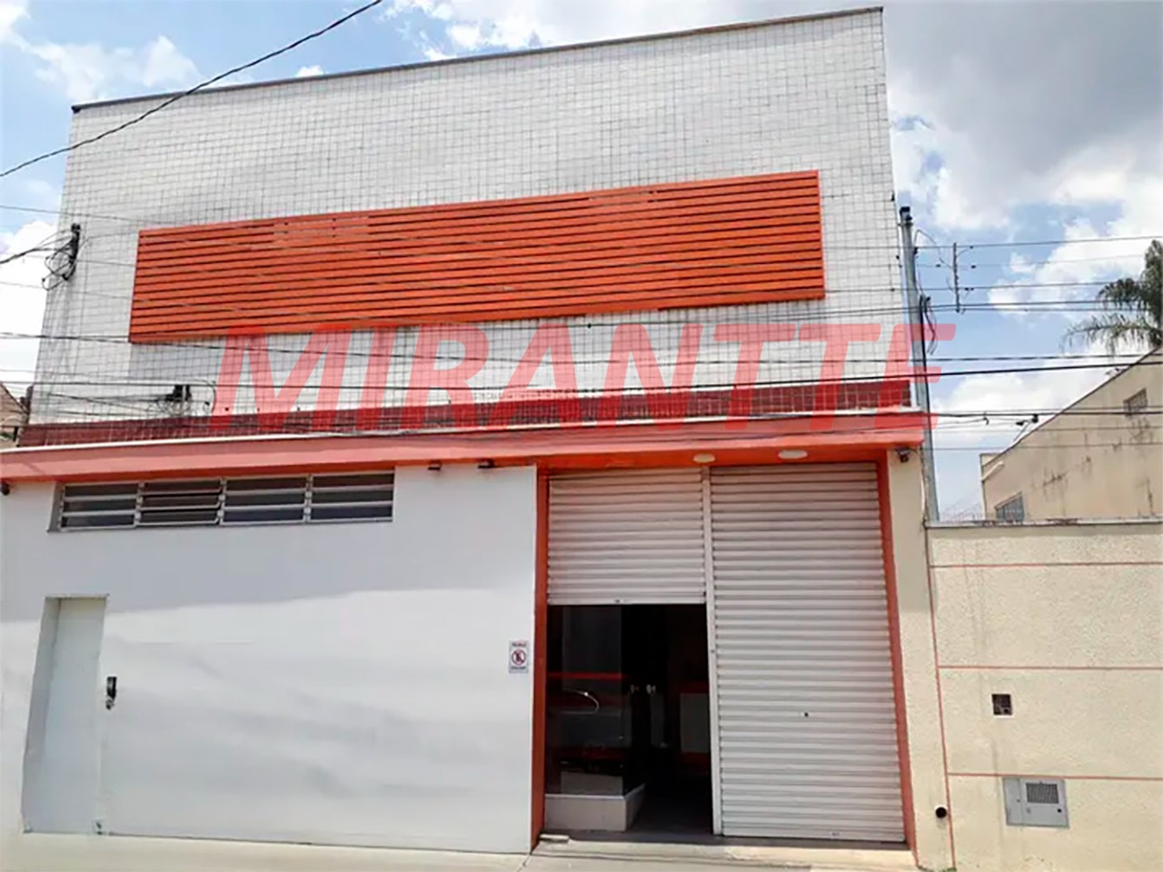 Comercial de 572m² em Carandiru