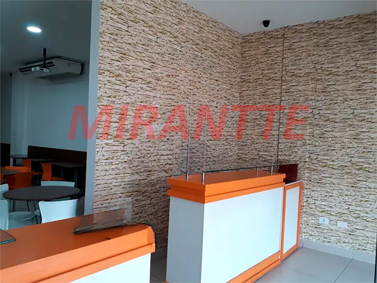 Comercial de 572m² em Carandiru