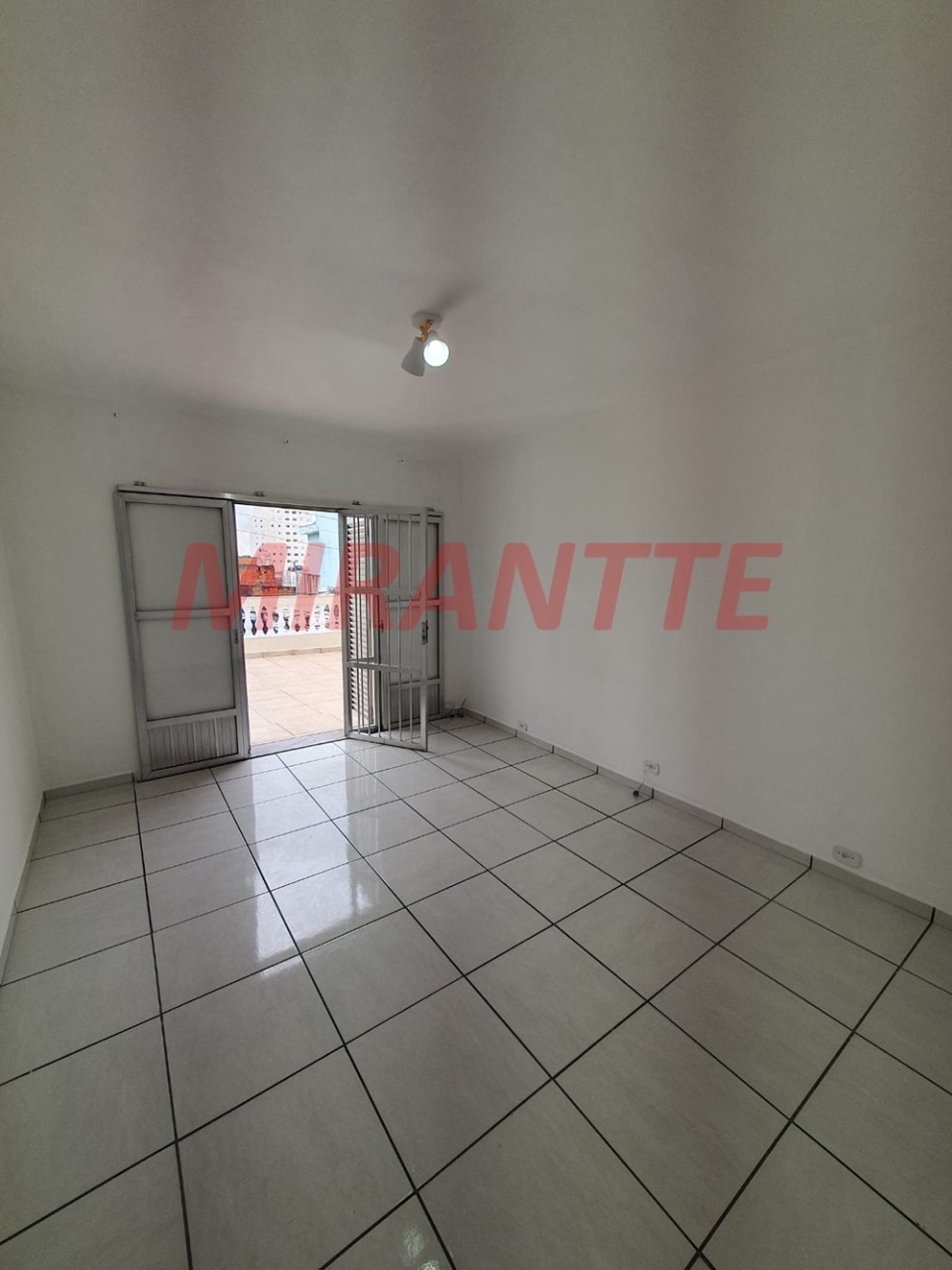 Sobrado de 158m² com 3 quartos em Piqueri