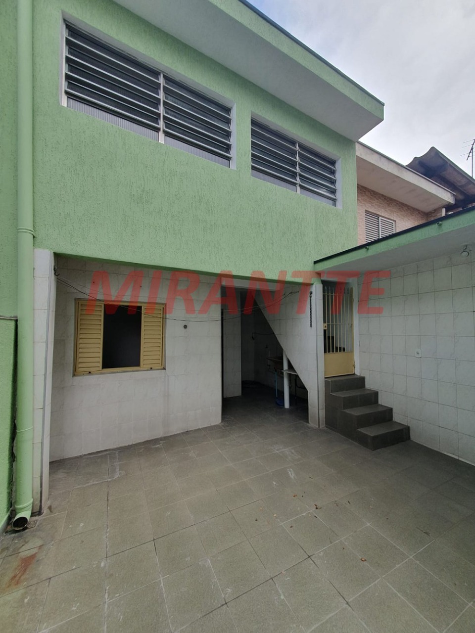Sobrado de 158m² com 3 quartos em Piqueri