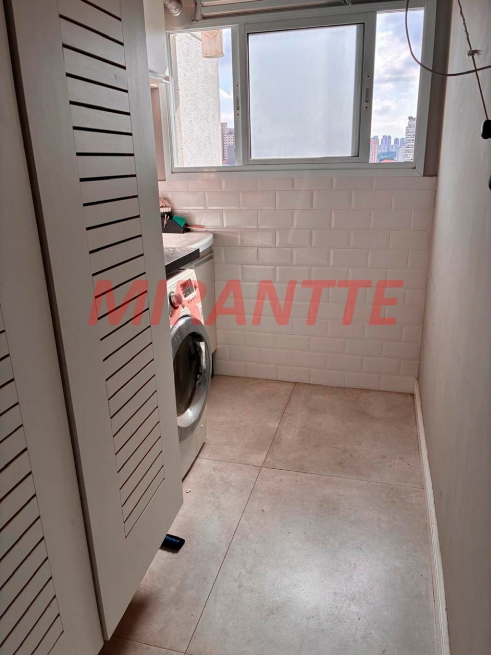 Apartamento de 71m² com 2 quartos em Santa Teresinha