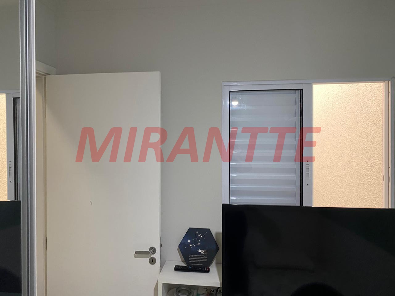 Cond. fechado de 130m² com 3 quartos em Vila Mazzei