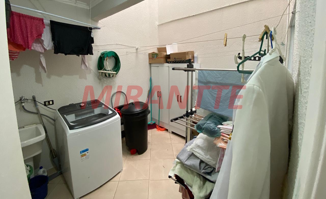 Cond. fechado de 130m² com 3 quartos em Vila Mazzei