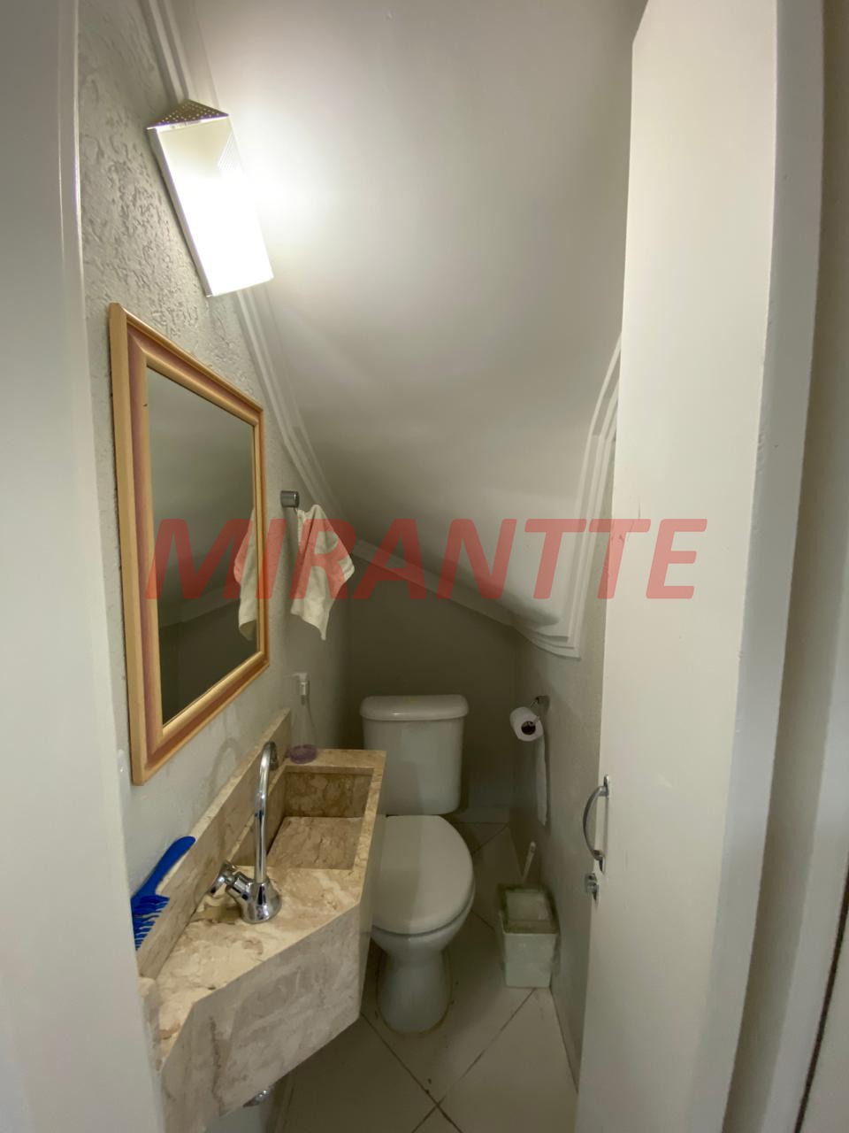 Cond. fechado de 130m² com 3 quartos em Vila Mazzei
