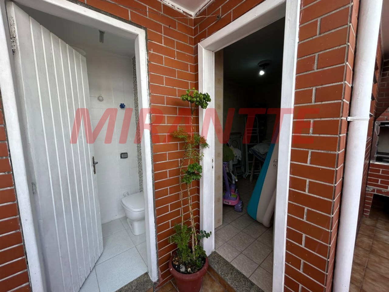 Sobrado de 165m² com 3 quartos em Jardim Japão