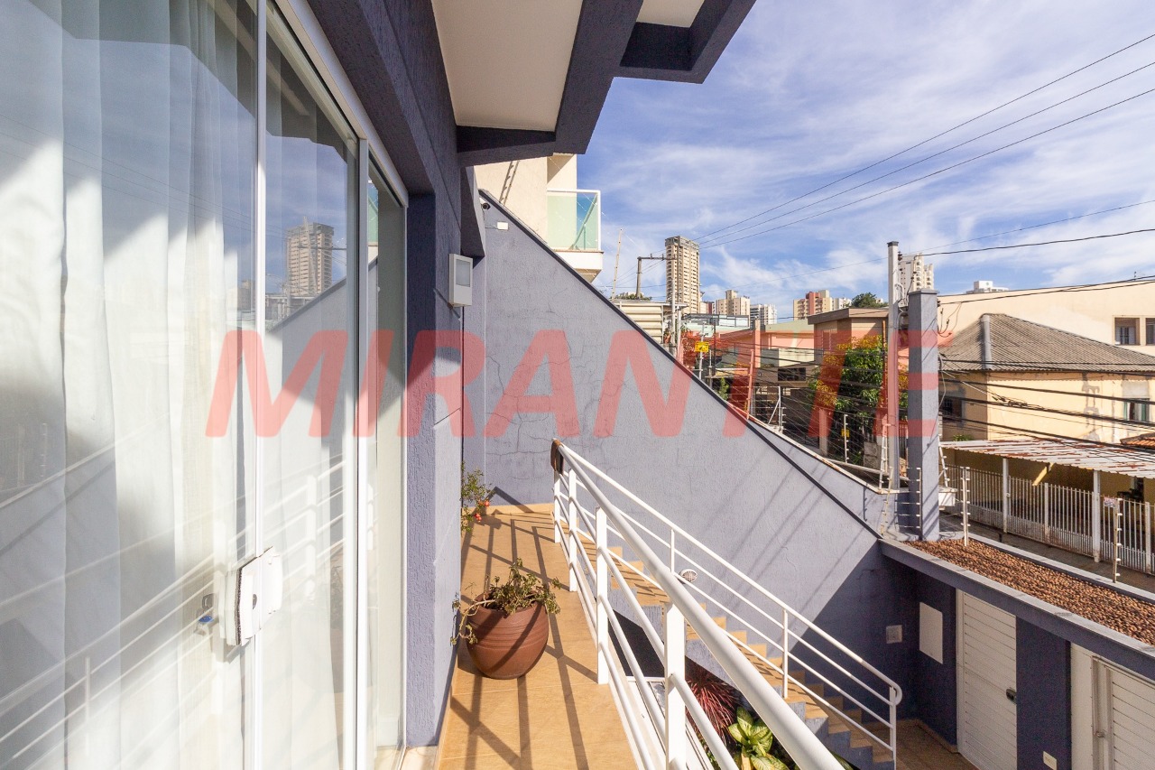 Sobrado de 321m² com 4 quartos em Santa Teresinha