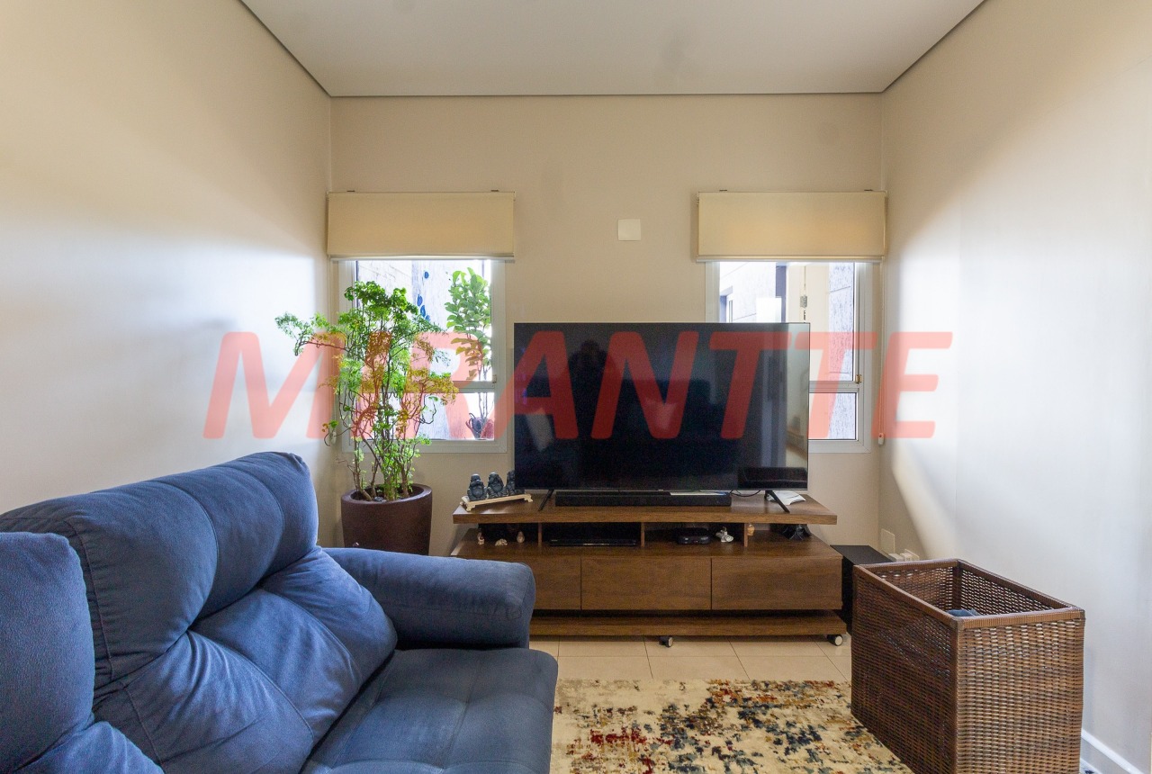 Sobrado de 321m² com 4 quartos em Santa Teresinha