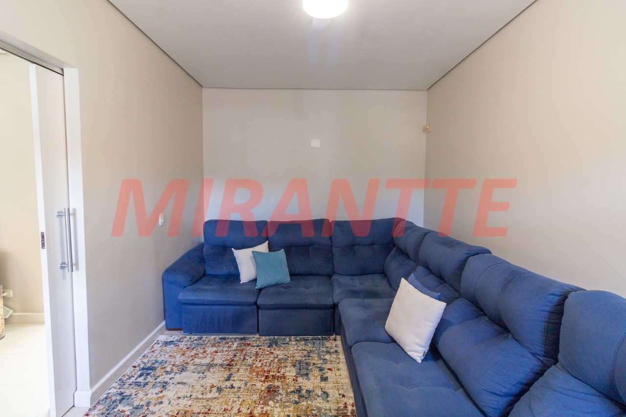 Sobrado de 321m² com 4 quartos em Santa Teresinha