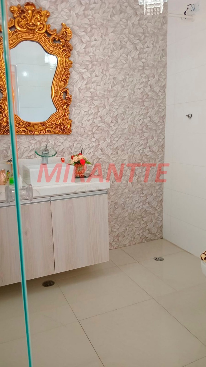 Comercial de 1600m² em Jaçana