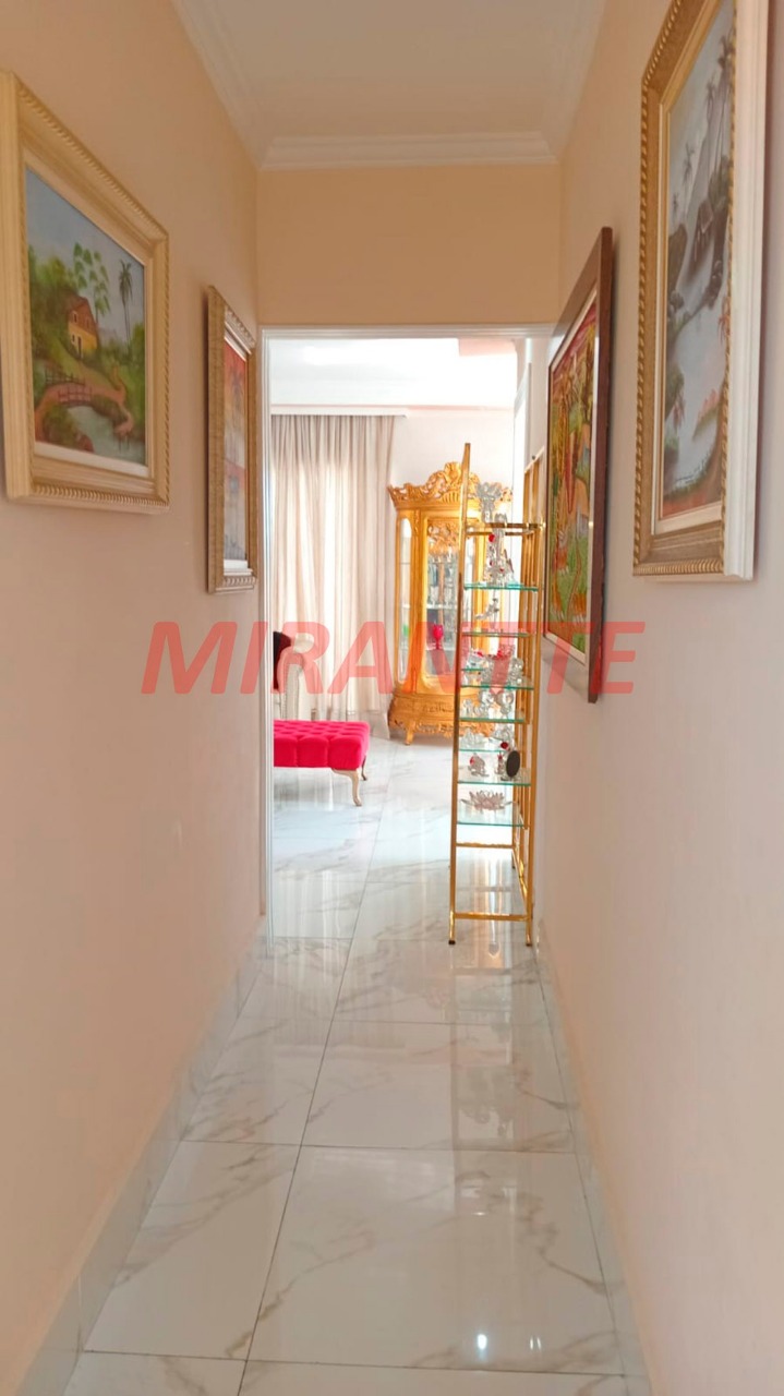 Comercial de 1600m² em Jaçana