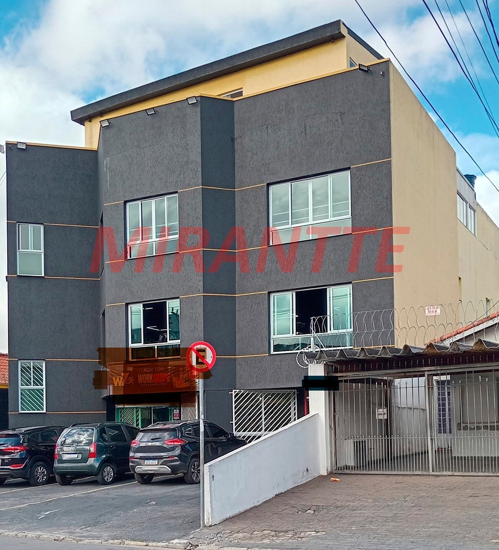 Comercial de 1600m² em Jaçana
