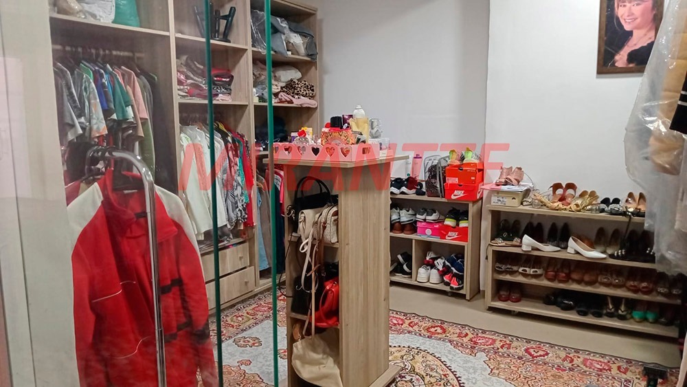 Comercial de 1600m² em Jaçana
