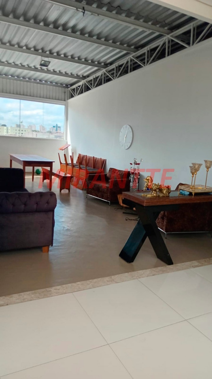 Comercial de 1600m² em Jaçana