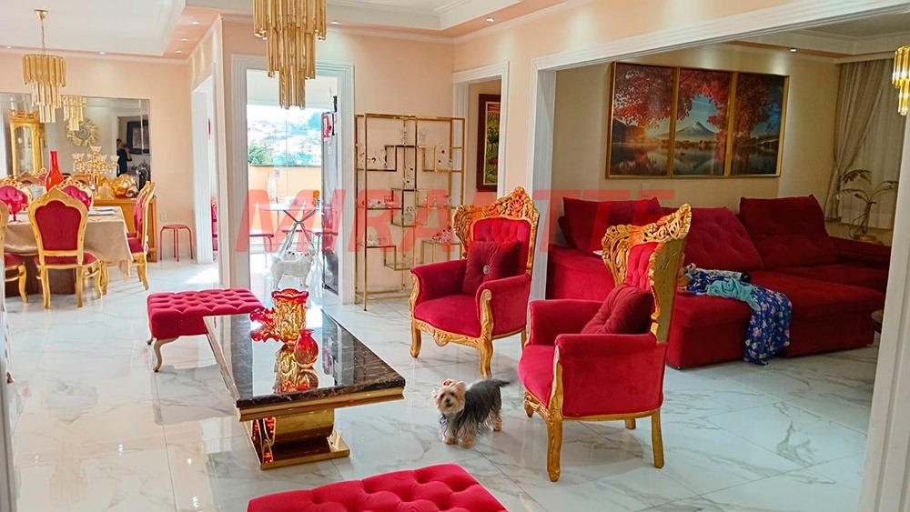 Comercial de 1600m² em Jaçana