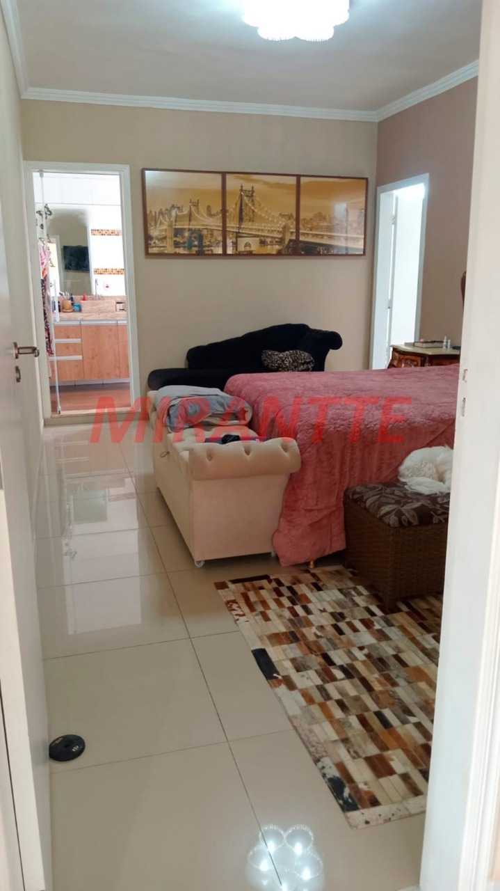 Comercial de 1600m² em Jaçana